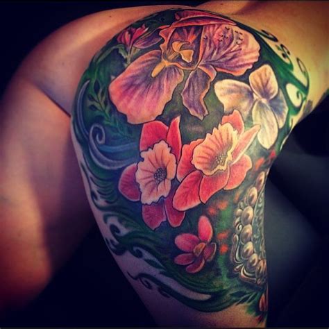 floral butt tattoo|Flower butt tattoos